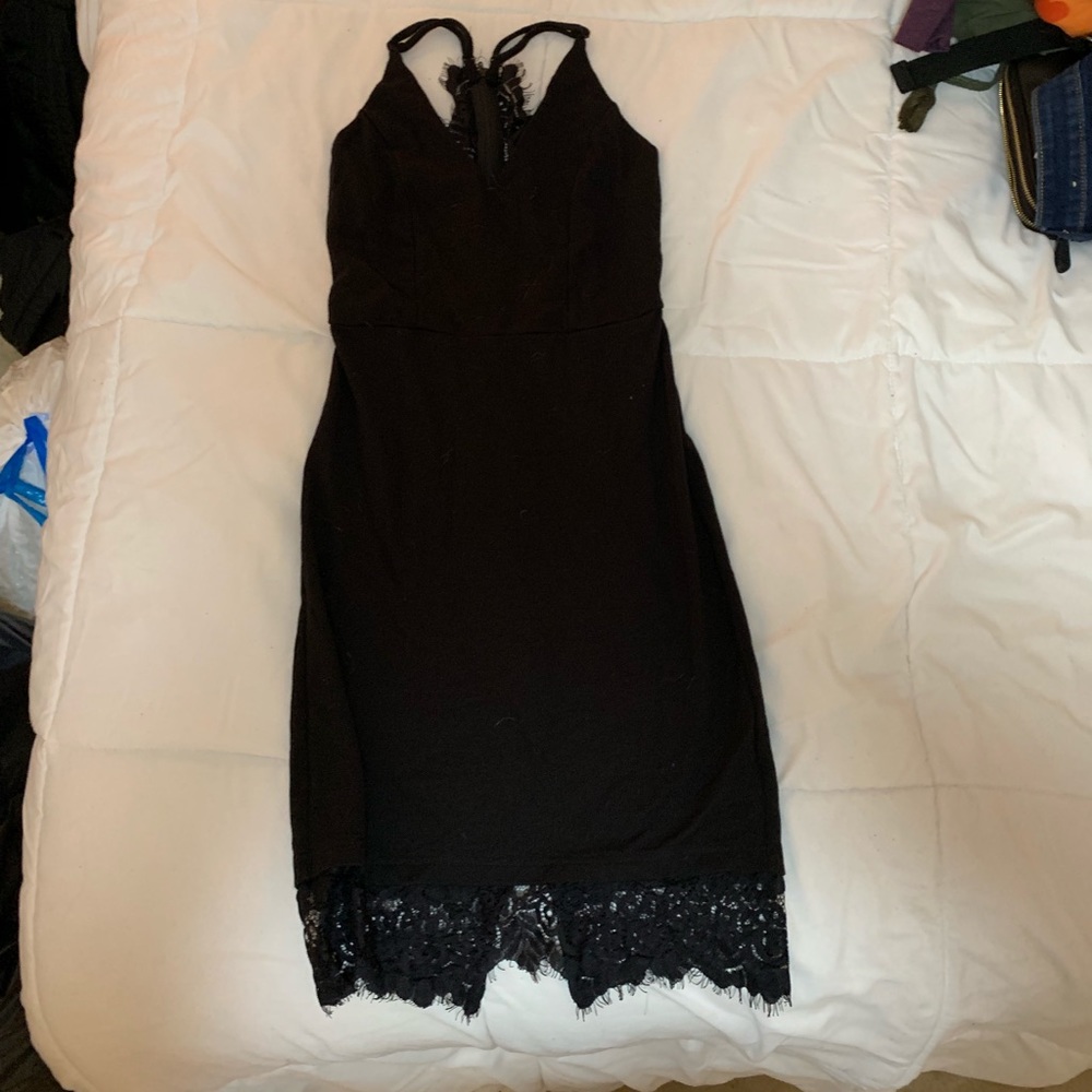 Bodycon black dress